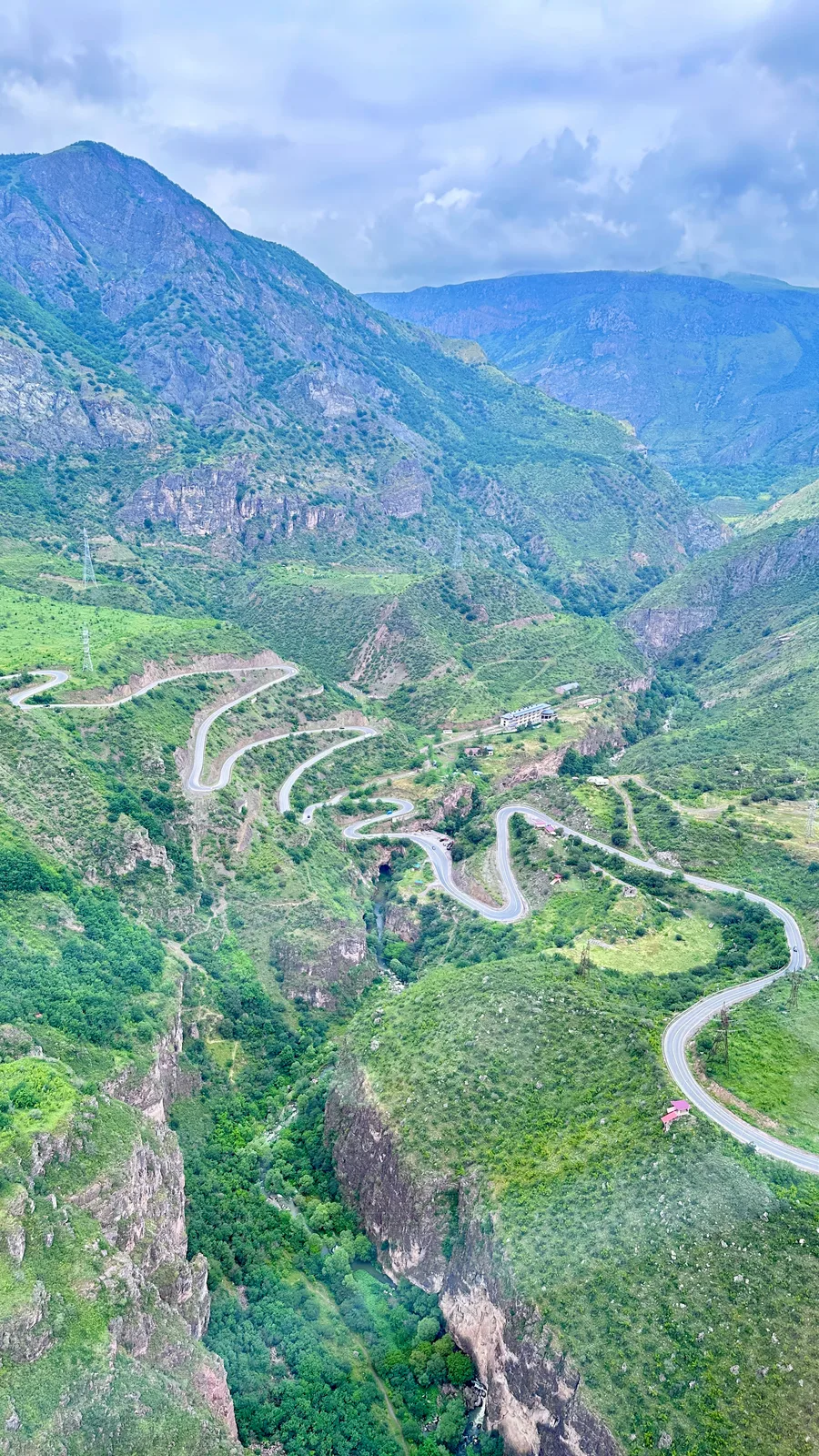 Горная дорога Armenia Camp 2026